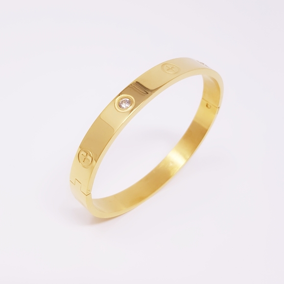 Jewelry - Stainless Steel Gold Bracelet